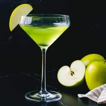 Apple martini appletini