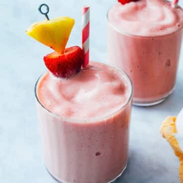 Strawberry pineapple smoothie