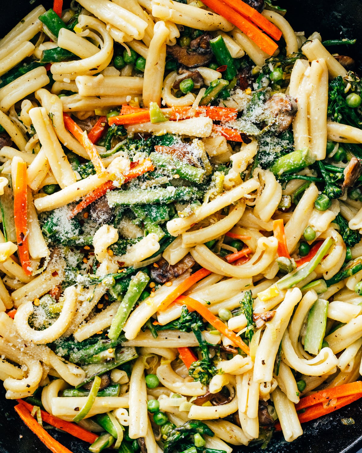 Pasta Primavera in skillet