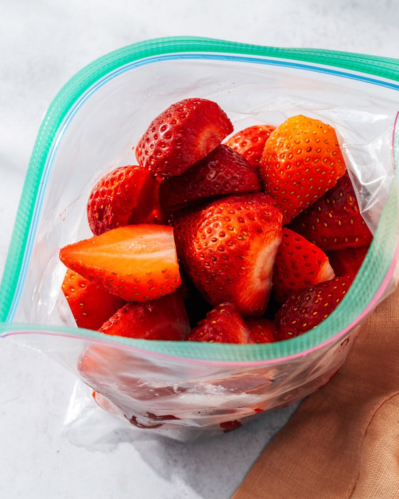 How to Freeze Strawberries
