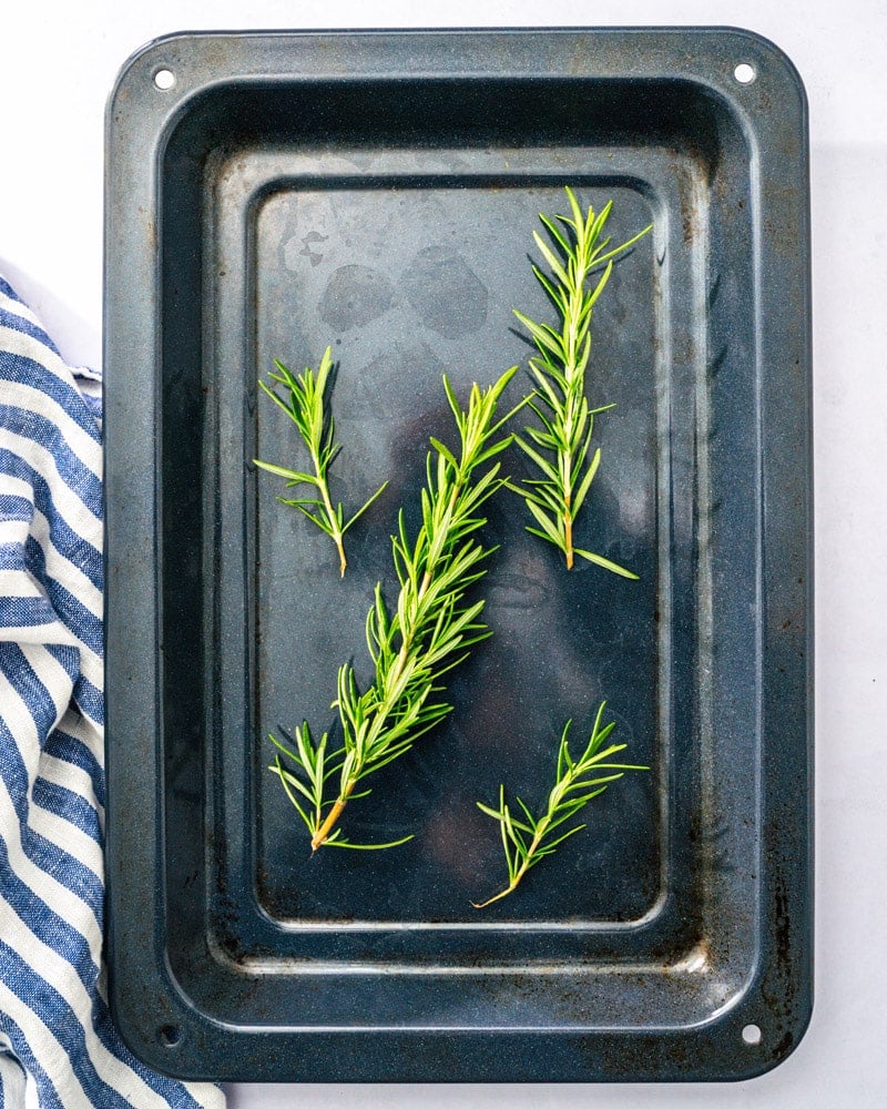 How to dry rosemary