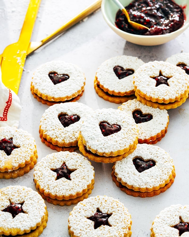 Linzer Cookies