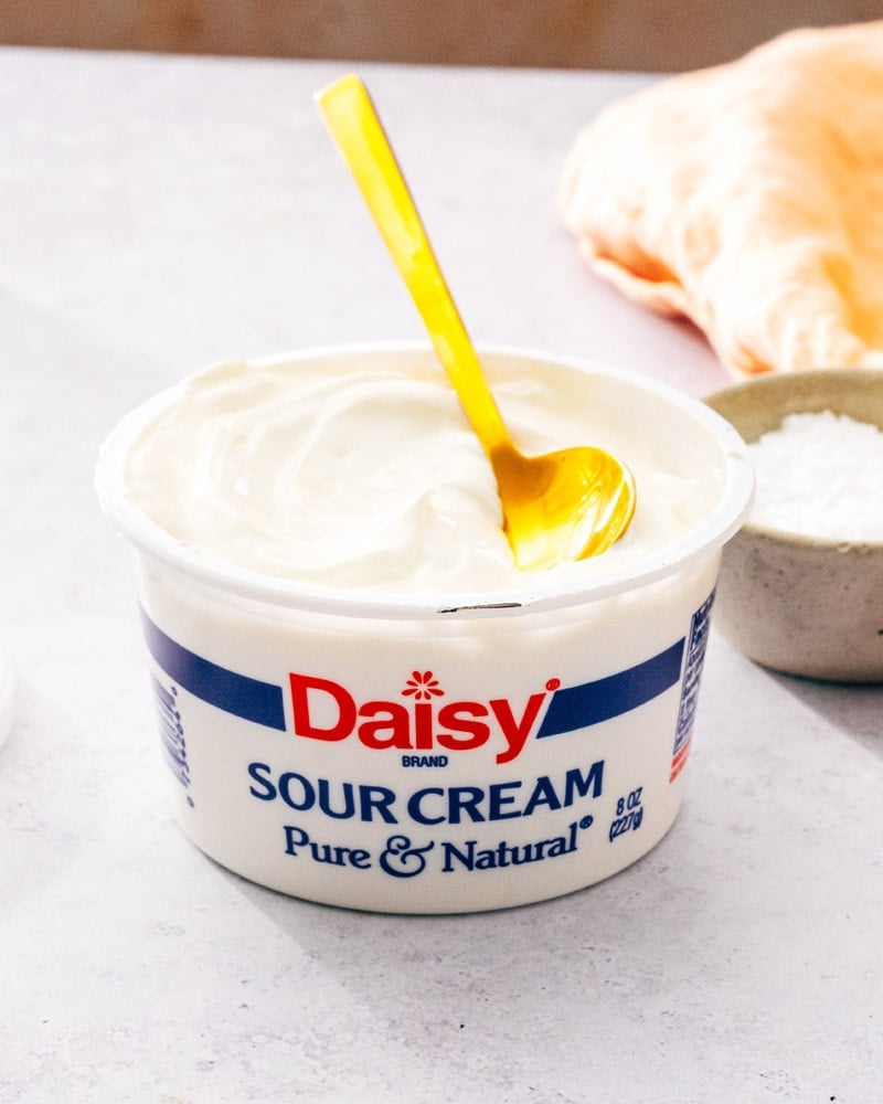 Can you freeze sour cream