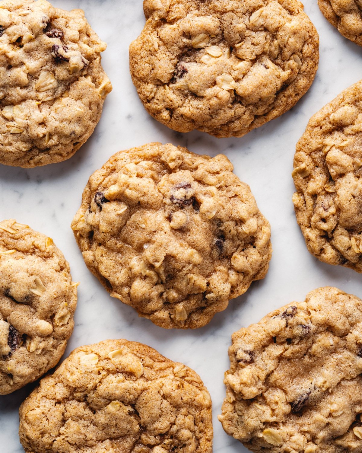 Vegan Oatmeal Raisin Cookies