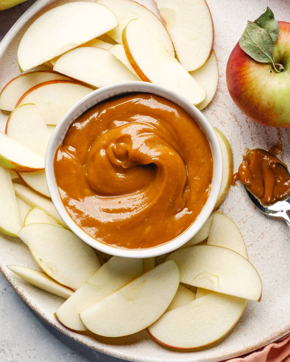 Apple Dip with apple slices.