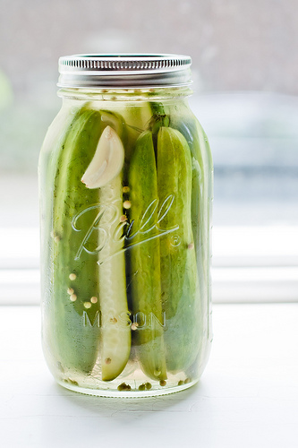 garlic pickles
